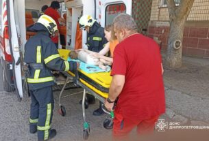 Новини України - На Дніпропетровщині дворічна дитина випала з четвертого поверху
