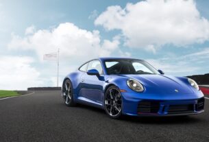 Авто новини - Porsche представила нову спецверсію 911