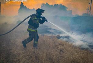 Новини України - Росіяни скинули вибухівку на пшеничне поле Херсонщини