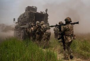 Новини України - Росіяни ведуть наступ на 10 напрямках - Генштаб