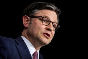 Новини світу - Спікер Джонсон розповів про долю законопроєкту про "драконівські санкції"