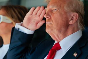 Новини України - Трамп готує для України наступальну зброю - ЗМІ