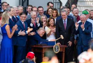 Новини світу - Трамп підписав "великий прекрасний закон"