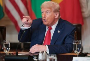 Новини України - Трамп вперше особисто відправить зброю Києву - ЗМІ