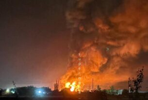 Новини світу - У РФ після удару БПЛА палає нафтобаза – соцмережі