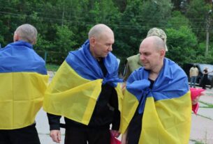 Новини України - Україна повернула з полону військових і цивільних