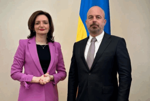 Новини України - В МЗС провели розмову з тимчасово повіреним у справах США