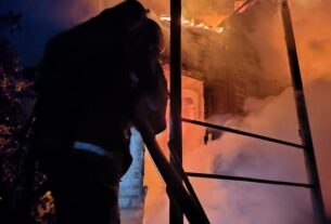 Новини України - В Одесі палає багатоповерхівка