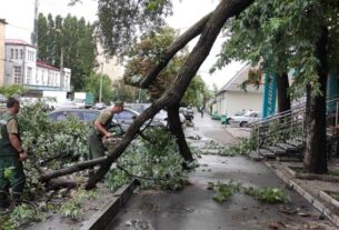 Новини України - В Україні через негоду без світла лишились сотні населених пунктів