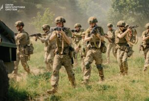Новини України - Ворожа ДРГ намагалася зайти у Покровськ - Сирський