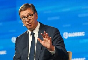 Новини світу - Вучич спростував слова міністра про можливі санкції проти РФ