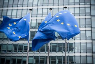 Новини світу - ЄС готує відповідь на 30% мита Трампа - ЗМІ