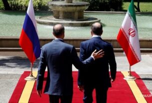 Новини політики - Закляті друзі: навіщо "союзники" Іран та РФ шпигують одне проти одного