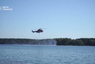 Для ліквідації наслідків удару по столиці залучалась авіація ДСНС України