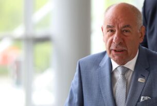 Новини політики - Атака на Закарпаття: президент Угорщини видалив з допису згадку про РФ