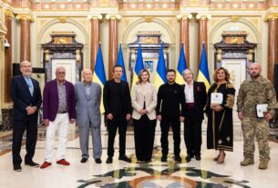 Володимир Зеленський вручив відзнаки «Національна легенда України»