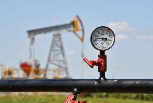 Новини бізнесу - Нафтові доходи РФ обвалились на третину