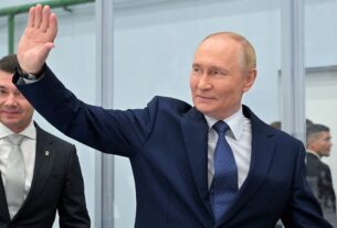 Новини світу - Оточення Путіна має вклади розміром, як третина бюджету Московської області