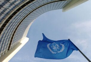Новини світу - Перша група інспекторів МАГАТЕ повернулась до Ірану