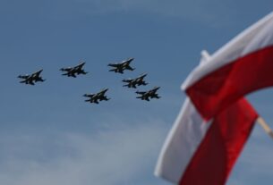 Новини світу - Польща та США підписали контракт на модернізацію F-16
