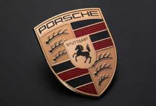 Авто новини - Porsche відмовляється від планів виробництва батарей для електромобілів