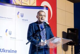 Новини України - Посол України відреагував на інцидент з прапором УПА на концерті у Варшаві