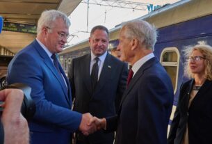 Новини України - Прем’єр-міністр Норвегії прибув у Київ