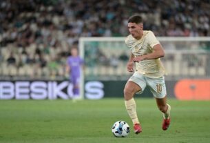Новини спорту - Ребров відзначив високий рівень гри лідера Шахтаря
