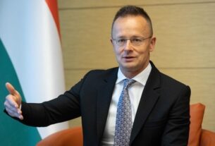 Новини світу - Сіярто анонсував "тест" Дружби і звернувся до Києва