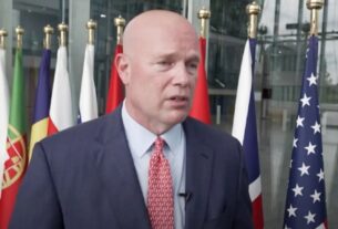 Новини світу - Трамп підштовхує РФ до угоди з Києвом - посол НАТО