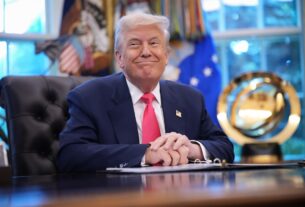 Новини світу - Трамп почав готовати зустріч Зеленського і Путіна