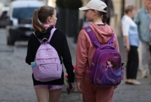 Новини України - Уряд визначив термін навчального року для шкіл