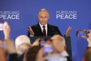 Новини світу - Військові витрати РФ залишаються рекордними - ЗМІ
