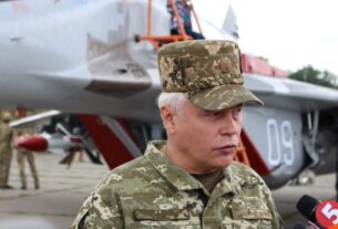 Новини України - Зеленський призначив командувача Повітряних сил