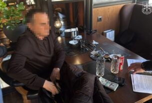 Новини України - Житомирського депутата-шахрая відпустили на волю та віддали гроші