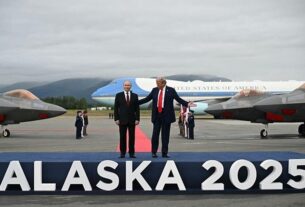 Новини світу - ЗМІ: Трамп сказав, що Путін вимагає від України віддати йому весь Донбас