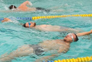 🏊🏻‍♀️ Відновлення у воді | поранені бійці системи МВС реабілітуються на заняттях з плавання