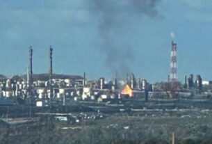 Новини світу - Дрони вдарили по НПЗ в російському місті