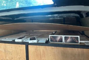 Новини України - На кордоні з Польщею вилучили рекордну партію iPhone