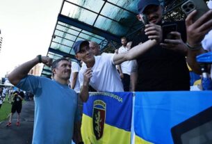 Новини спорту - Не дотягнули: Усик і зірки футболу програли португальцям