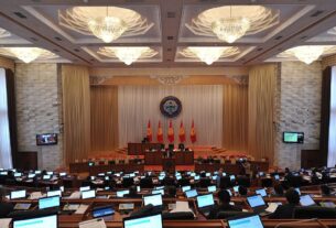 Новини світу - Парламент Киргизстану вперше в історії підтримав саморозпуск
