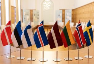 Новини світу - Північно-Балтійська вісімка закликала прискорити постачання зброї Україні