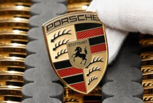 Авто новини - Porsche переглянула плани: ставка на ДВЗ і гібриди замість електрокарів