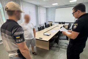 Новини України - Посадовця ЗСУ підозрюють у продажі посад в тилу за $10 тисяч