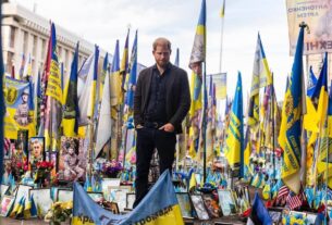 Новини культури - Принц Гаррі вшанував пам’ять загиблих українських захисників у Києві