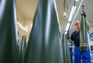Новини бізнесу - Rheinmetall отримав велике замовлення на снаряди для таємного покупця