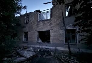 Новини України - Росіяни вдарили по житловій двоповерхівці в Новодонецькому, є загиблі