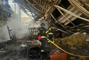 Новини України - Рятувальники показали наслідки атаки на Київщину