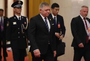 Новини світу - Сі Цзіньпін доручив Фіцо просувати інтереси Китаю в ЄС