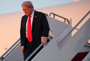 Новини політики - Трамп назвав труднощі завершення війни в Україні
